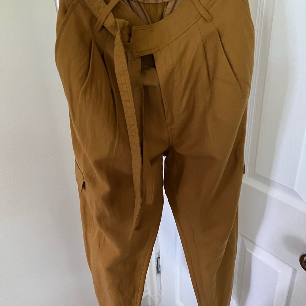 Banana Republic Tan Cargo Pants